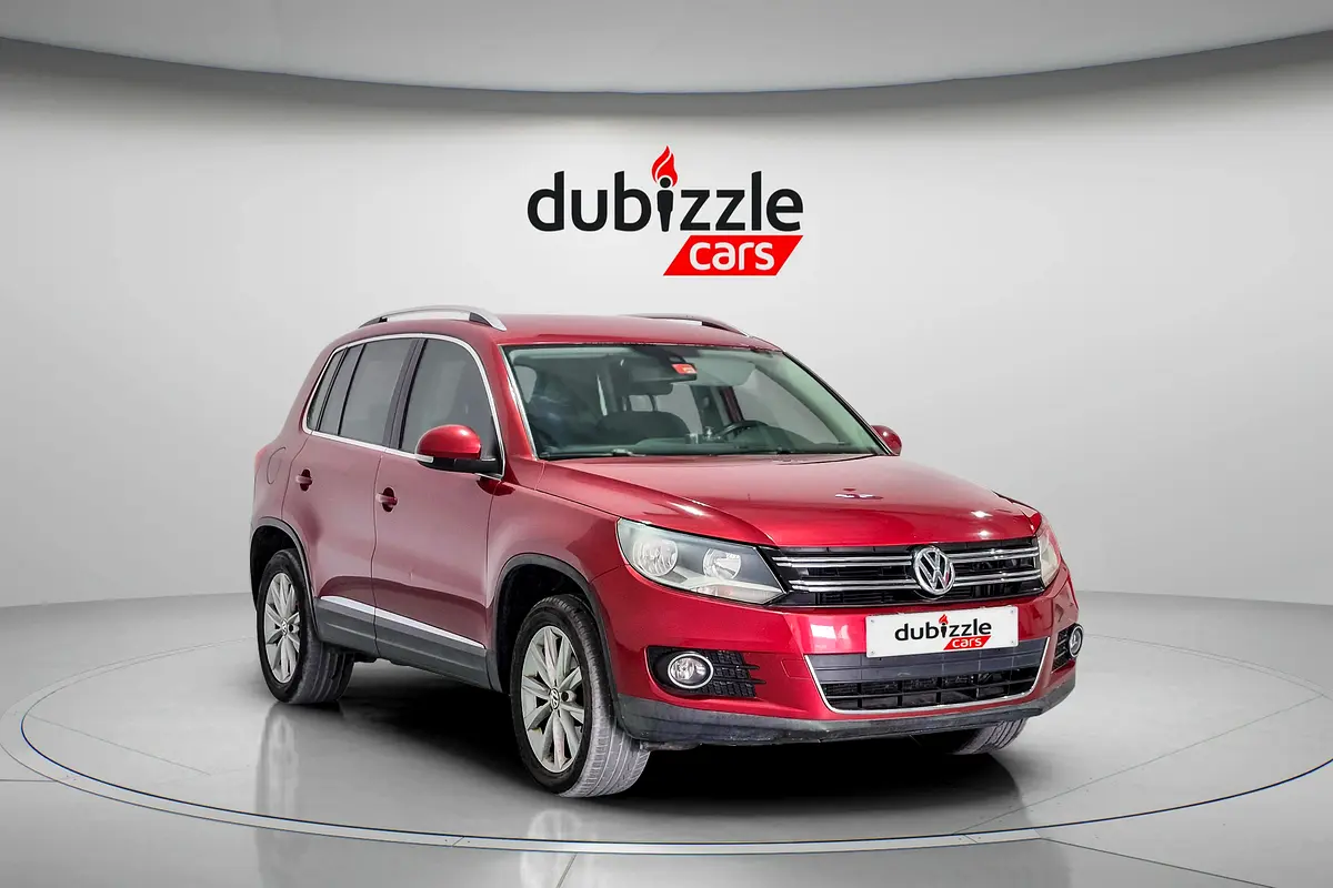 Volkswagen Tiguan 2015 — photo 1 of 14