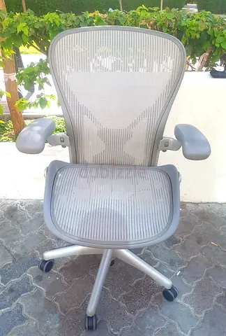 Herman Miller Aeron Office Chair - Type B And C Fully Loaded For Sale