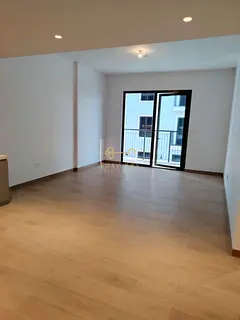 SPACOIUS LAY OUT ,READY TOMVE ,OPEN VIEW ,PRIME LOCATION