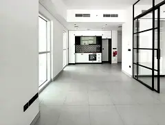 2 bedroom corner apartment - Direct from Owner