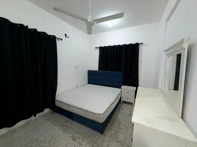 MONTHLY BASIS FULLY FURNISHED 2BHK SPLIT AC AVAILABLE &JUST IN 3500*