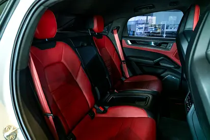 2024 Porsche CAYENNE 缩略图 14
