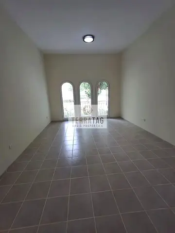 DEAL 1BED l WITH BALCONY NEXT TO PAVALLION & DG METRO