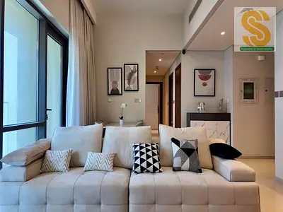 Stylish and Elegant Unit I Fully Furnished