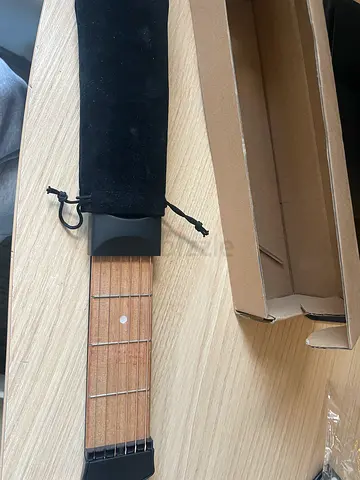 portable guitar