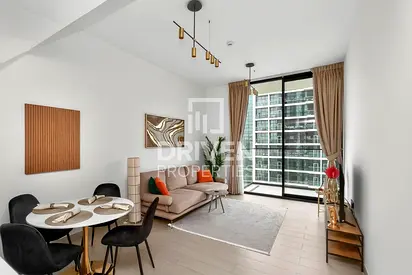 Prime Location | High Floor | 4 Cheques Avaialble