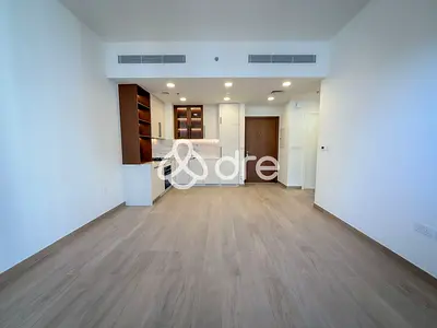 Modern 1-Bedroom I Bright Layout | Prime Location