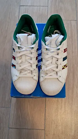 Adidas Superstar Sneakers