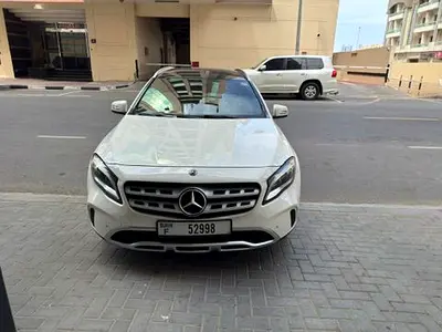 2018 Mercedes-BENZ GLA 照片 2