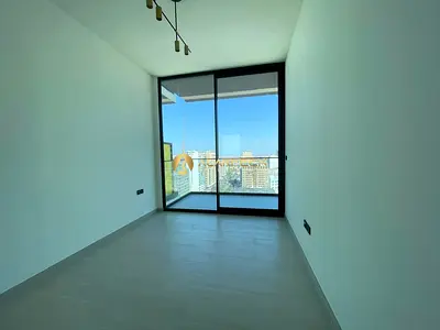 Open View | Fitted Kitchen | Higher Floor