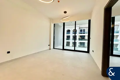 Large One Bed | Laundry/Storage | Brand New