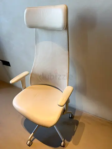 Elegant Ergonomic Office Chairs x 6 available