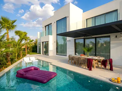 Lakefront Luxury | Skyline Views | Fully Upgraded