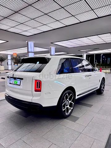 Rolls Royce Cullinan 2023 ( Special order )