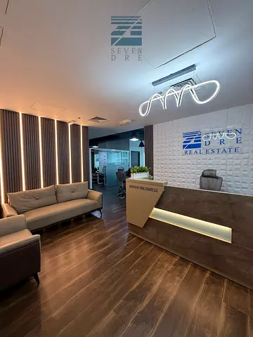 Unfurnished Office | Canal View | High Floor | 3 Parking Spaces | Close to Metro