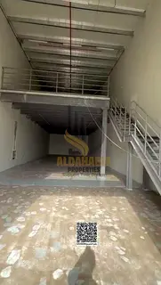 Great opportunity to rent industrial warehouses with mezzanine in a prime industrial location in Ajm
