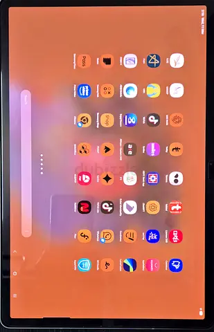 Samsung tab S10 plus /Magic keyboard/Soundcore space-200