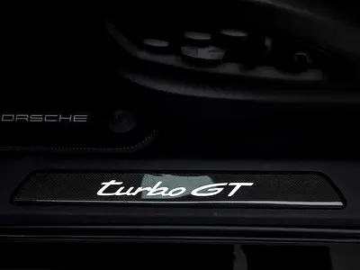 2024 Porsche CAYENNE 缩略图 18