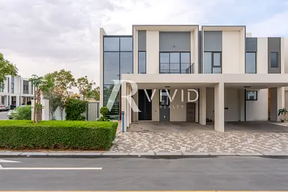 Corner Unit | Landscaped | Available Now
