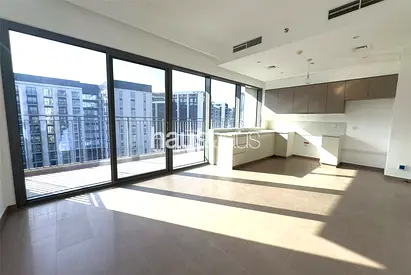 Vacant | Corner Unit | Bright | Viewable Today