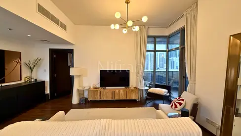 Upgraded I Unfurnished I Vacant Mid May