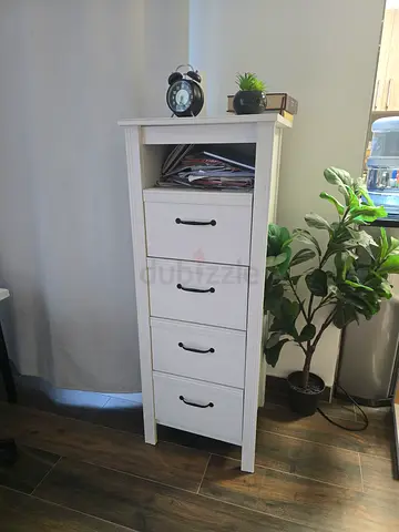 IKEA Hemnes White tall chest of Drawers Cabinet in very good condition