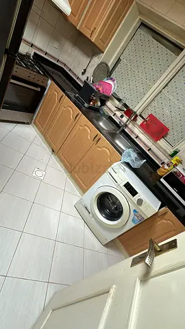 Washing Machine/ refrigerator/ cooking range in Good Condition