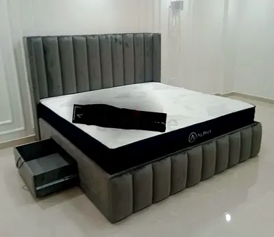Elegant Queen Size Bed with Storage Drawer