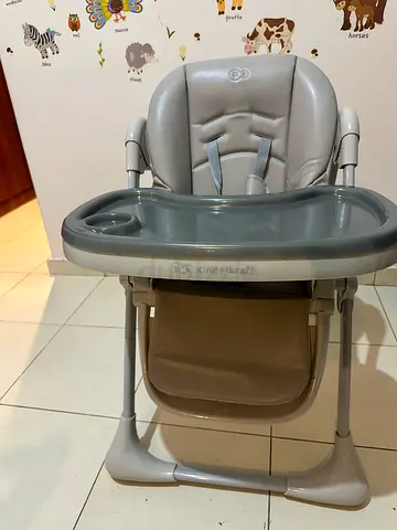 Kinderkraft yummy baby high chair