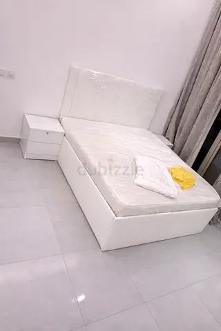 Brand new Queen size bed storage bed family bed queen bed nd medical mattress double bed