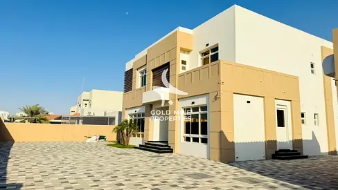 Fully Renovated || Signature Family Villa || Prime location