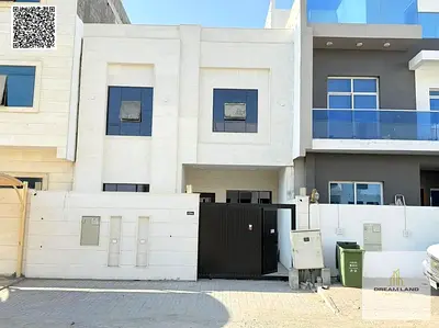 فيلا للبيع على الشارع الرئيسي جاهزة للسكن في أرقي مناطق عجمان تملك حر لجميع الجنسيات