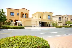 Type 4 | 5 Bed + Maid | Available end of March