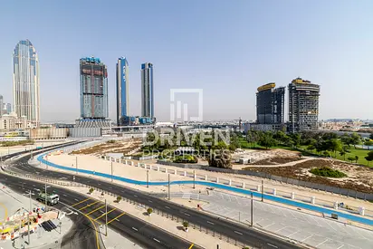 Modern Apt | High End Residences | Prime Location