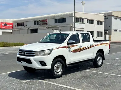 Toyota Hilux // Diesel Engine // 4WD Drive // Gcc space // power window // good conditions