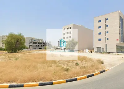 للبيع أرض تجارية سكنية في الفلاح – الشارقة فرصة استثمارية مميزة لإقامة مشروع تجاري سكني في موقع حيوي. الموقع الفلاح – الشارقة