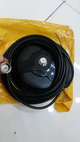 NAGOYA Mobile Antenna Mount with Black Cable 5mt, UHF Connector