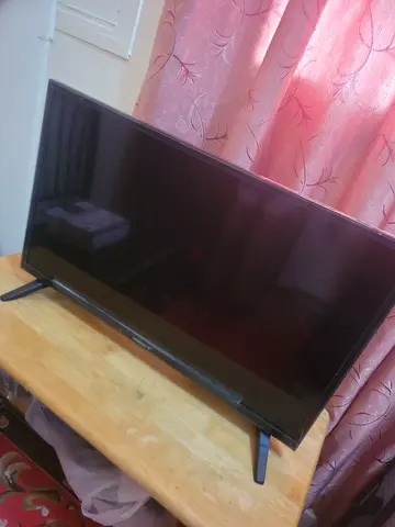 HD LCD Television for Sale