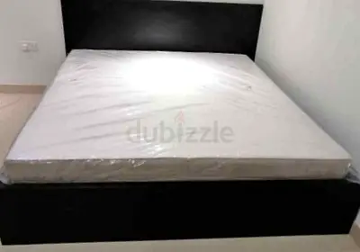 IKEA malam king size bed with IKEA mattress 180×200cm and 2 storage drawers underneath