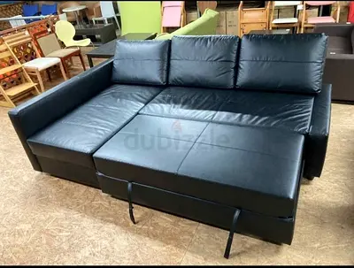 Stylish Black Leather Sectional Sofa