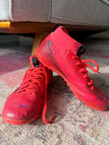 Nike kids Football shoes Mercurial (EUR 33.5)