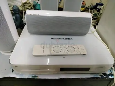 5.1 HARMAN KARDON 3D BLURAY HOME THEATER SYSTEM