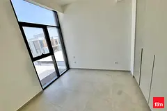 Exclusive | Vacant | Brand New