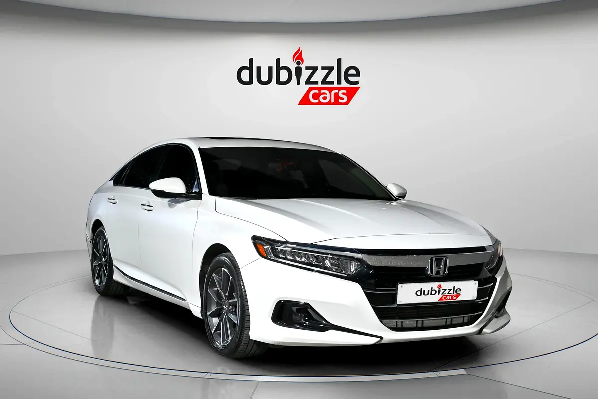 Honda Accord 2022 — photo 1 of 17