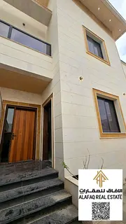 Annual townhouse for rent in Al Yasmeen Ajman, 5 master bedrooms with majlis and spacious living hal