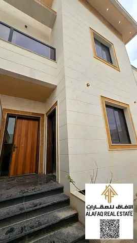 Annual townhouse for rent in Al Yasmeen Ajman, 5 master bedrooms with majlis and spacious living hall, prime location near services and main roads, AE