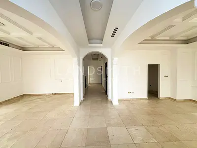 Exclusive Villa I Vacant and Ready for Renovation