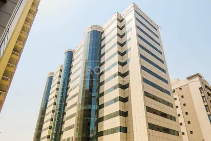 Ready To Move |Cozy Fitted Shop|Chiller free