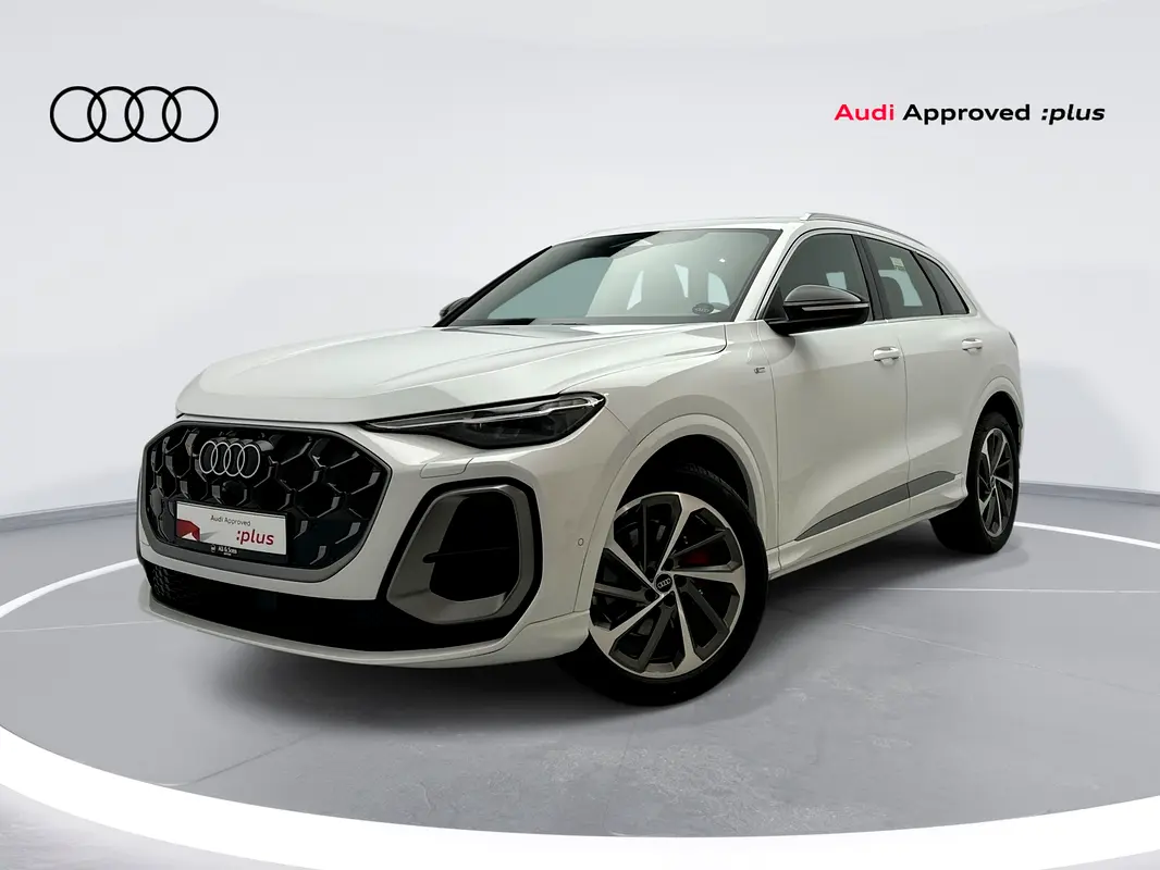 Audi Q5 2025 — photo 1 of 12