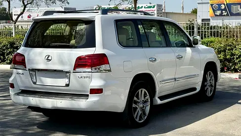 صورة 9 لـ 2013 Lexus LX-SERIES